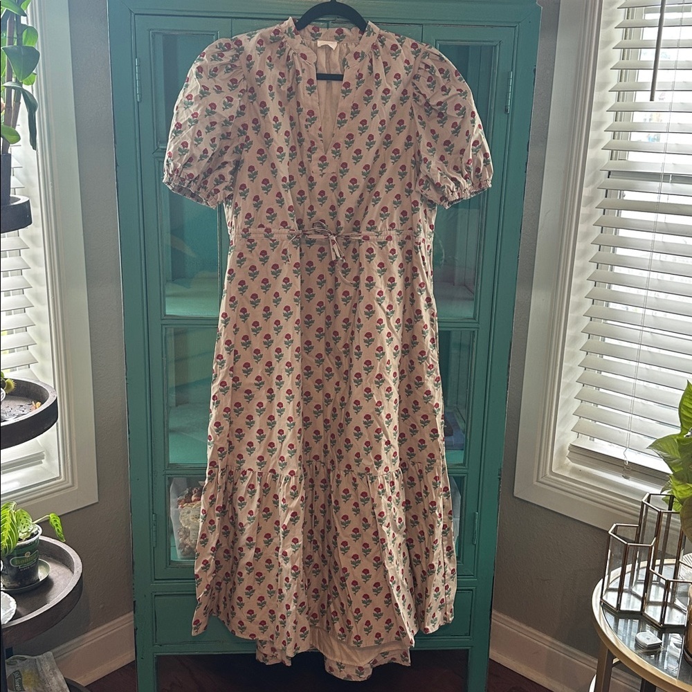 AUREUM Cream Floral Dress with Red Accents like new - Picture 5 of 10